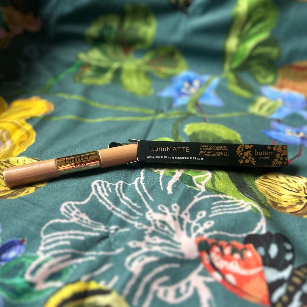 New Butter London Lumimatte 2-in-1 Concealer & Brightening Duo in Tan